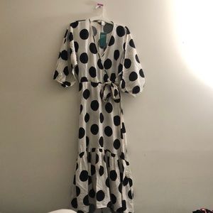 H&M LYOCELL BLACK WHITE SPOT BLOGGER WRAP DRESS